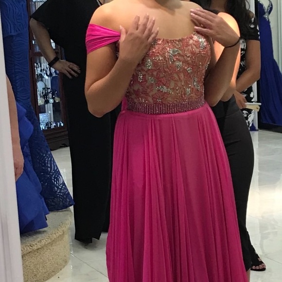 Sherri Hill Couture - Picture 2 of 7